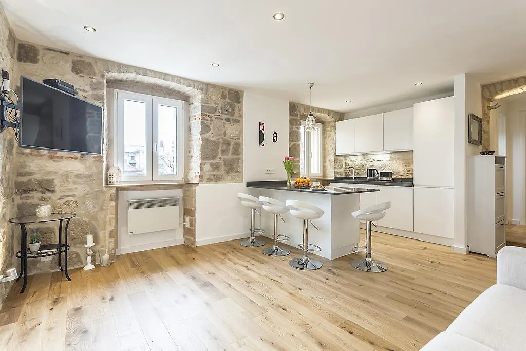 Apartment Lara Split